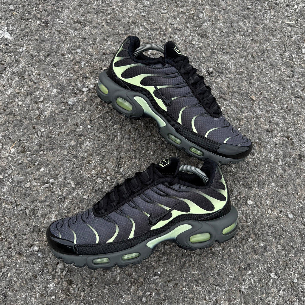 Air Max Plus TN - Black Anthracite / Liquid