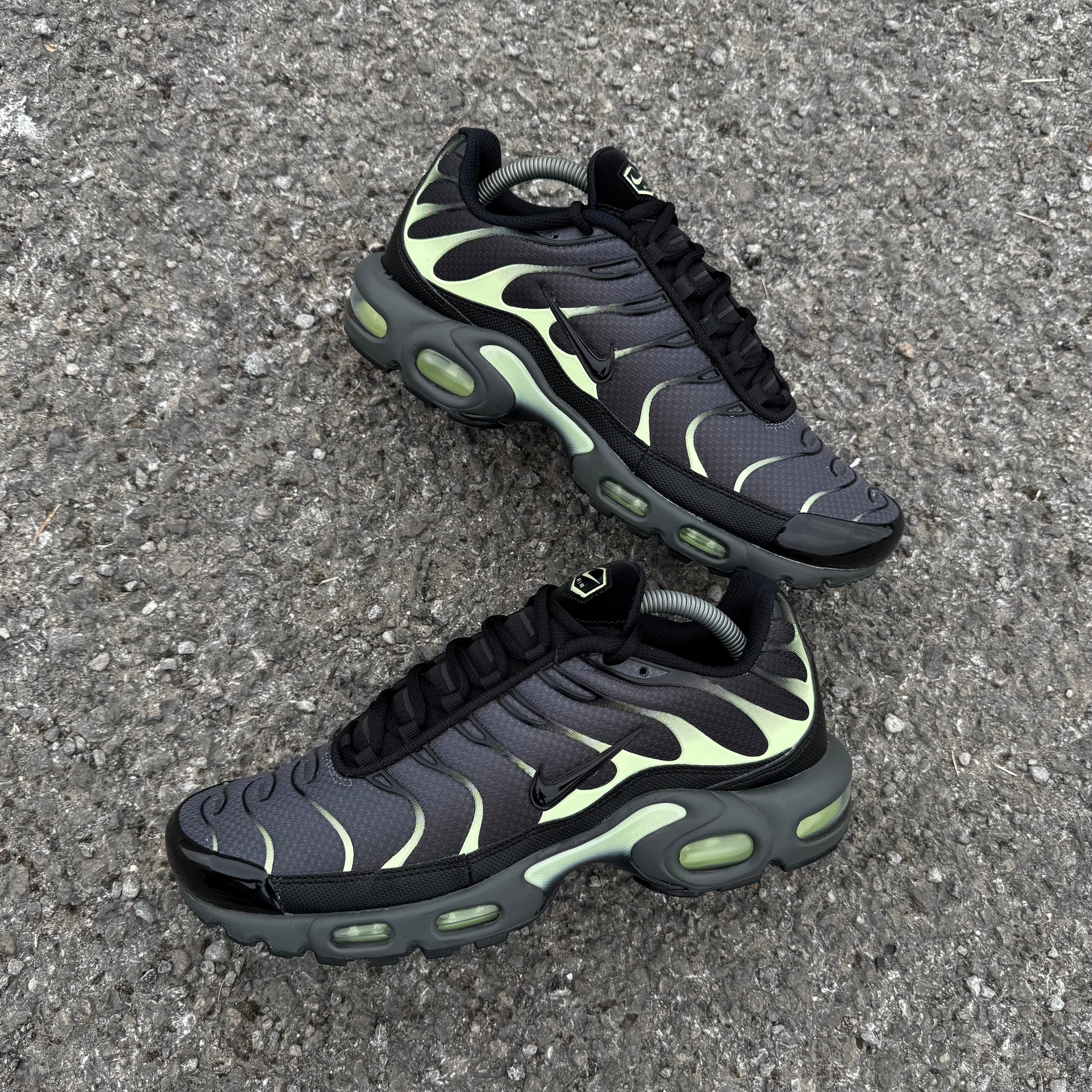Air Max Plus TN - Black Anthracite / Liquid
