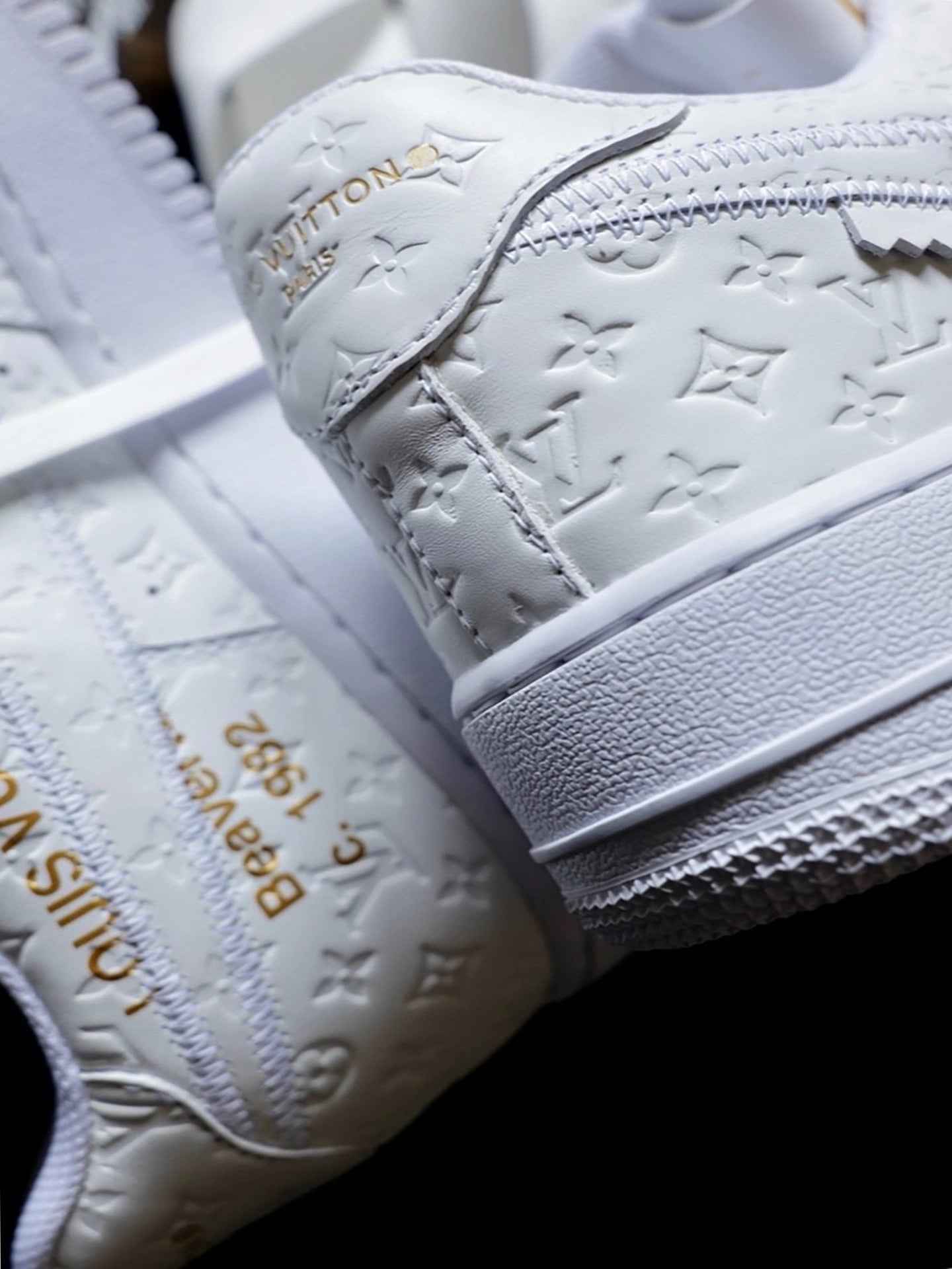 l_V x AF1 Low White