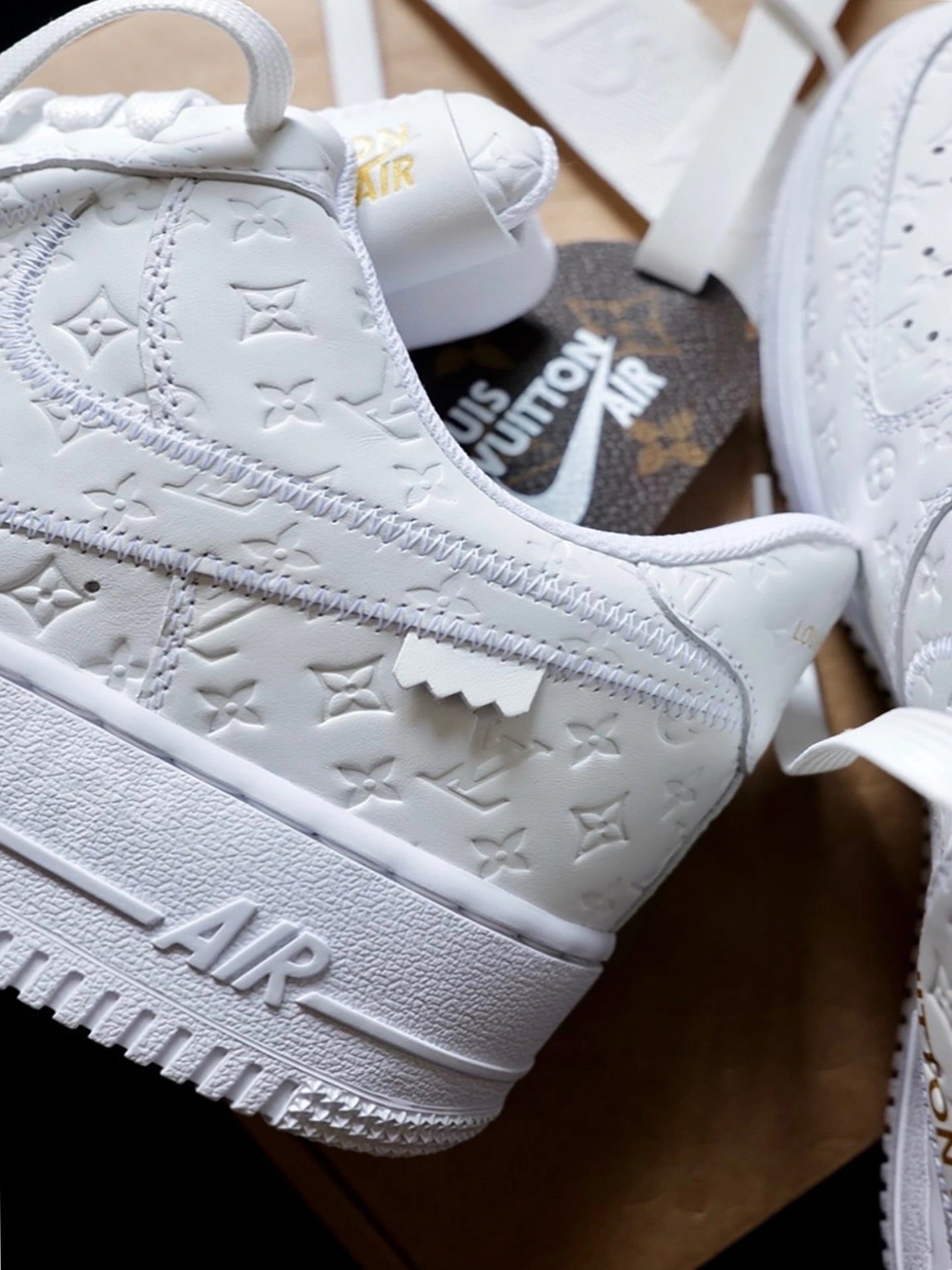 l_V x AF1 Low White