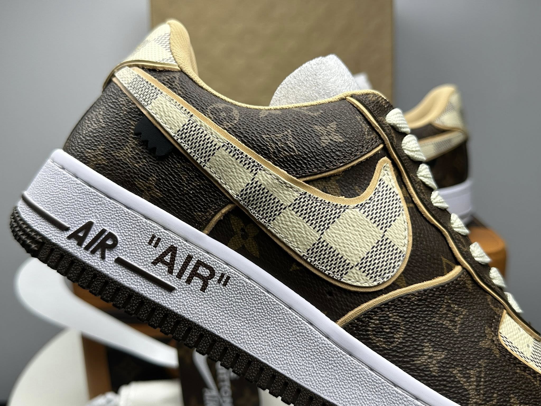 l_V x AF1 Low 'Monogram Brown Damier Azur
