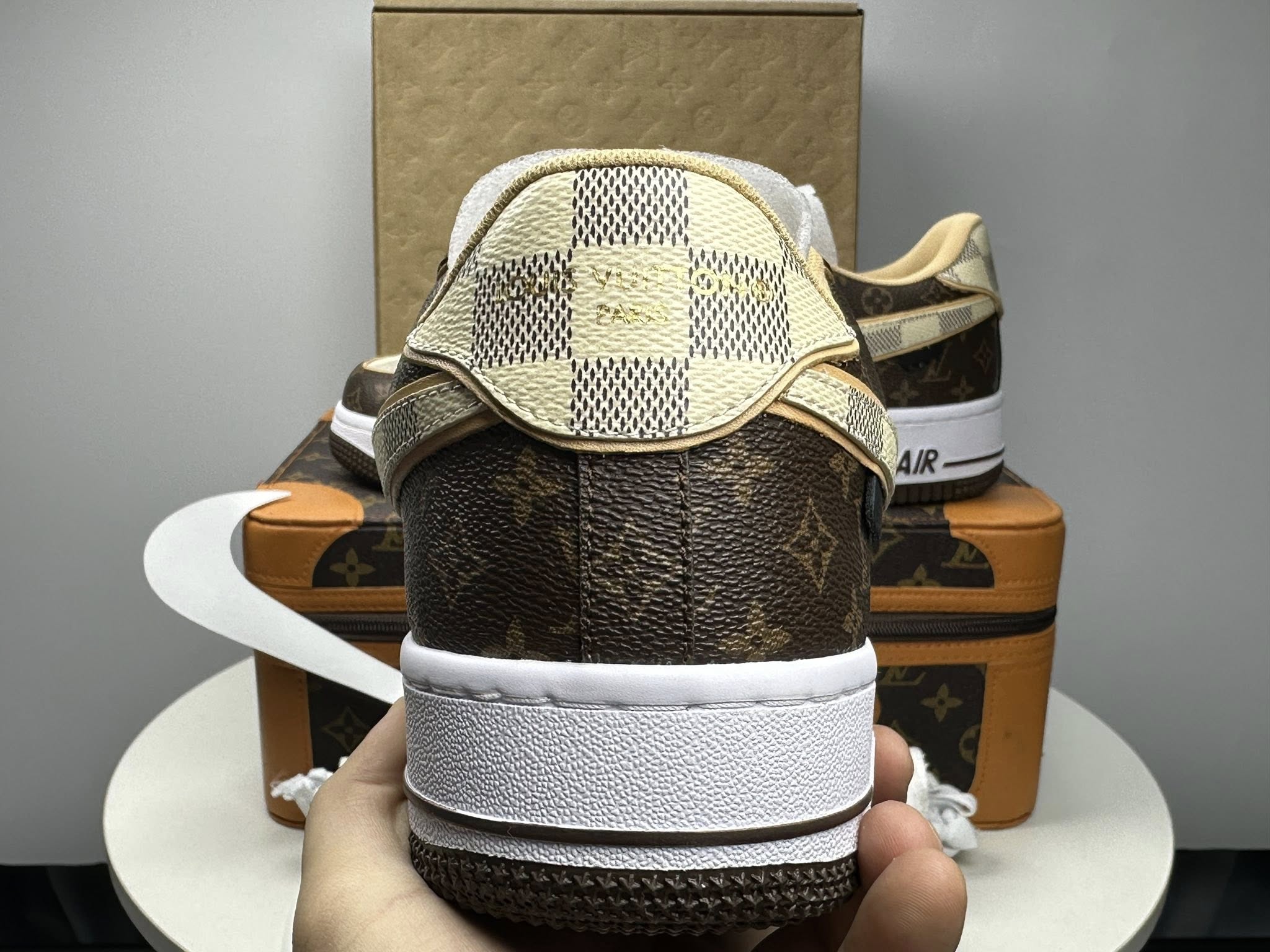 l_V x AF1 Low 'Monogram Brown Damier Azur