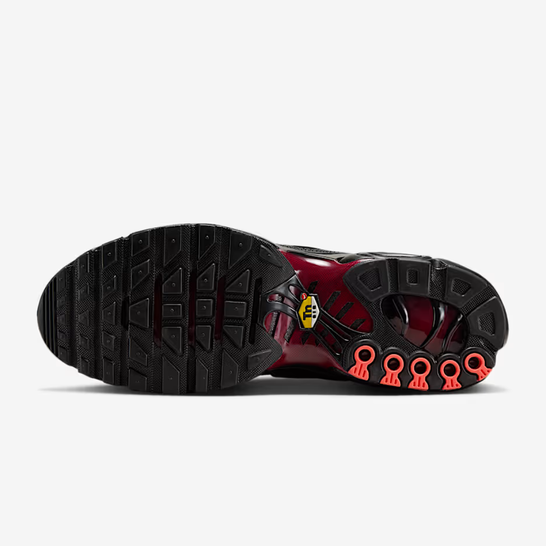 Air Max Plus Tn Black Crimson Red