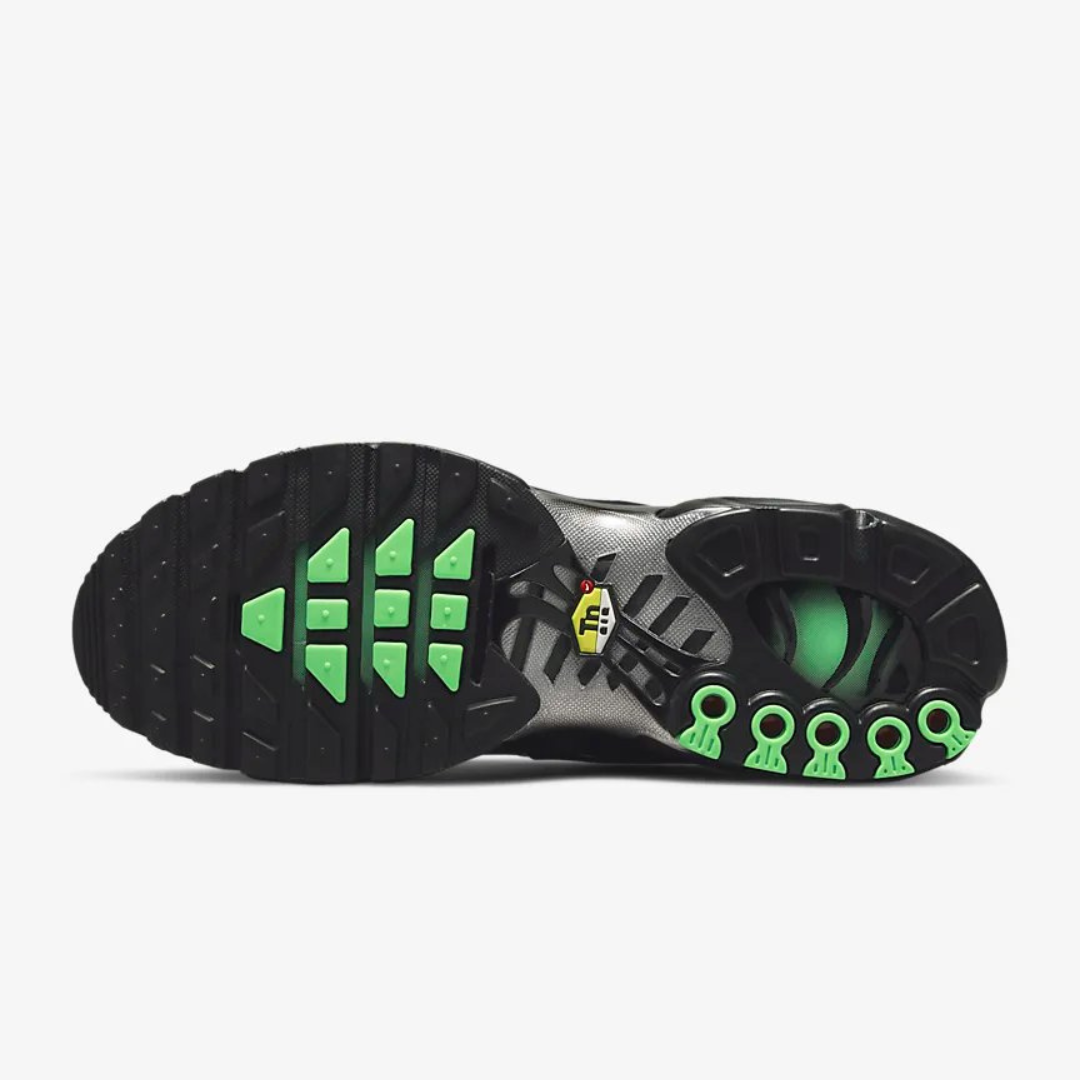 Air Max Plus Tn Black Green Strike
