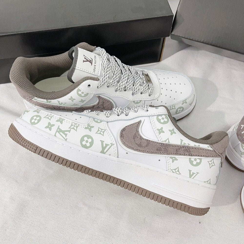 l_V x AF1 White Mocha Monogram (Custom)