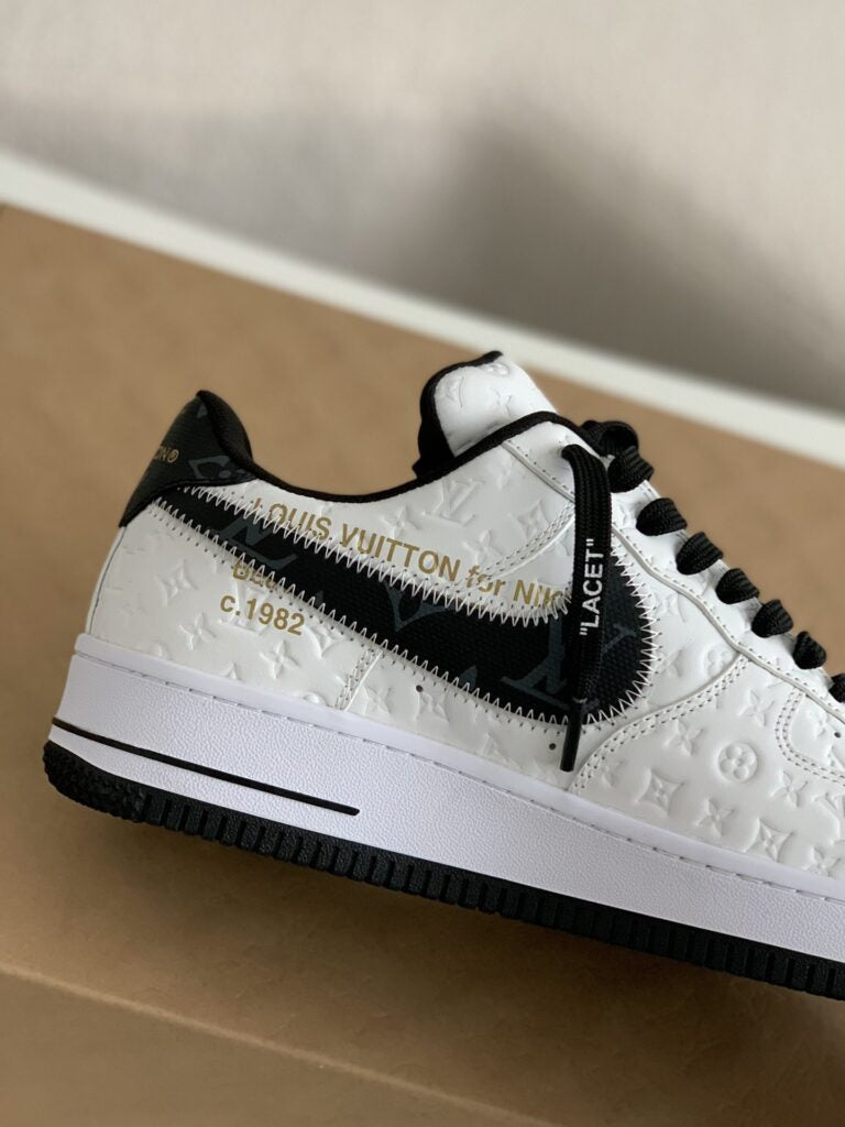 l_V x AF1 Low White Black