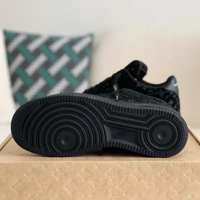 l_V x AF1 Low Triple Black