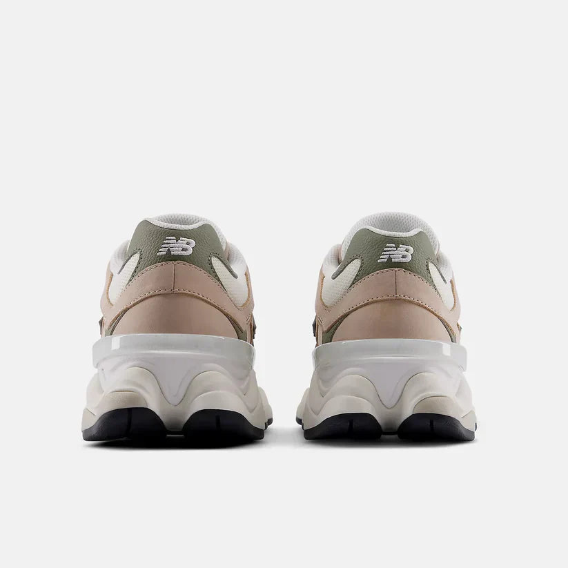 Baskets unisexes NB 9060 MINDFUL GREY avec DARK OLIVINE
